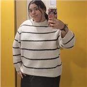 Soy una persona extrovertida, carismática y para mi lo más importante que siempre me gusta aprender cosas nuevas